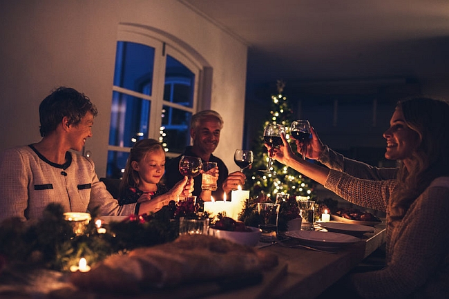 Afbeelding sfeervolle kersttafel